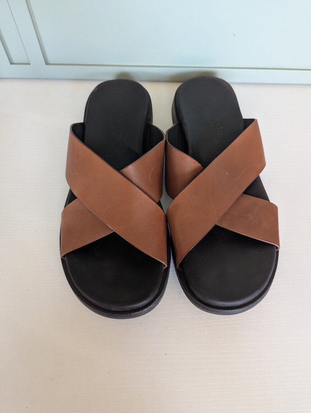 Cole Haan Men's Goldwyn2.0 Crisscross Sandals in the British Tan Smooth